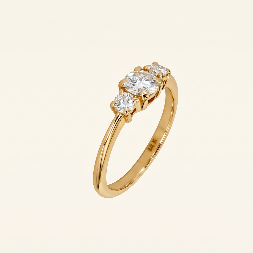 hree Stone Moissanite Trilogy Ring